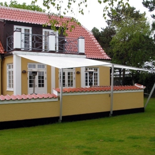 Solsejl på mål i terrasse i Aalborg